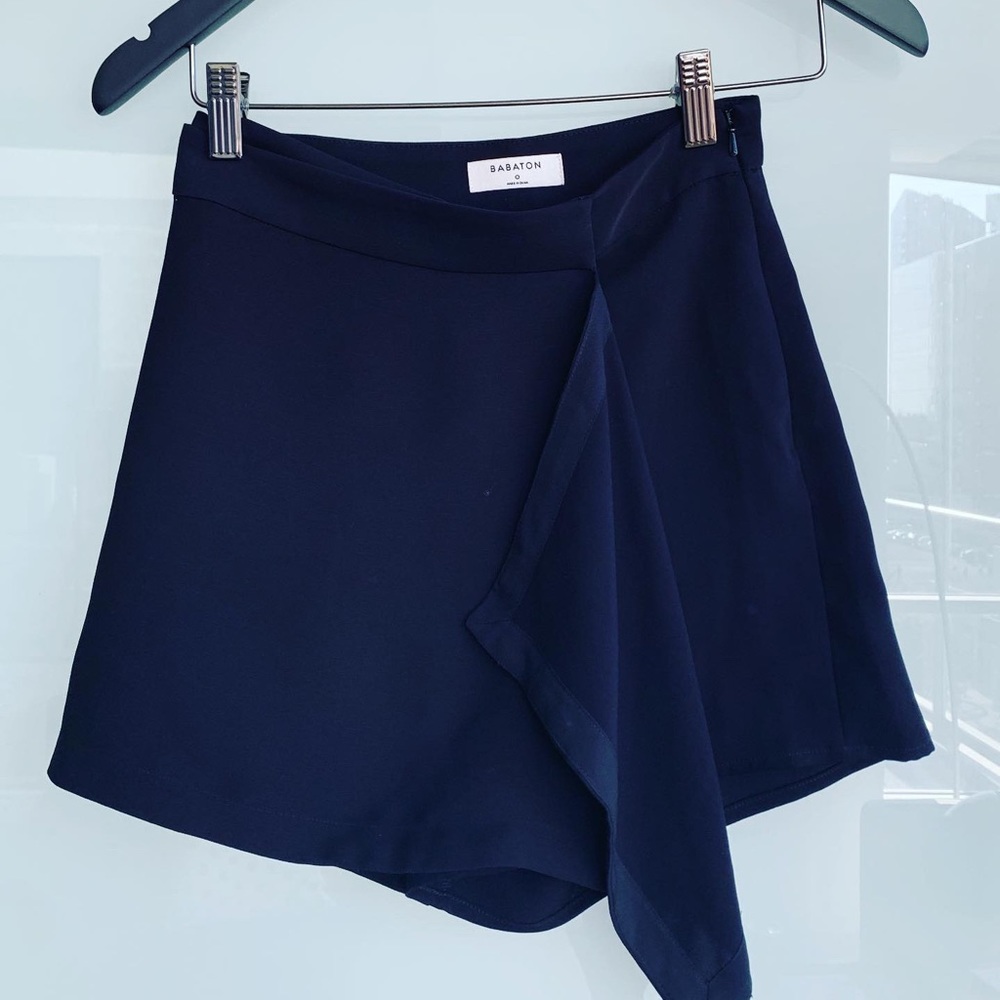 Black skort